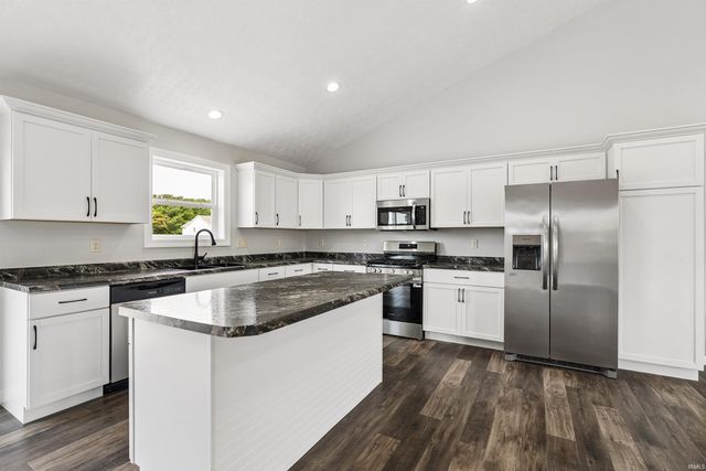 12470 N Placidview Lane, Milford, IN 46542