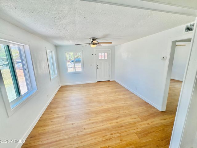 2041 E HARVARD Street, Phoenix, AZ 85006