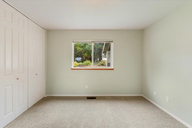 332 Alpine Drive, Mount Shasta, CA 96067