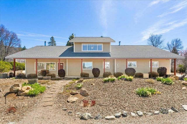 332 Alpine Drive, Mount Shasta, CA 96067