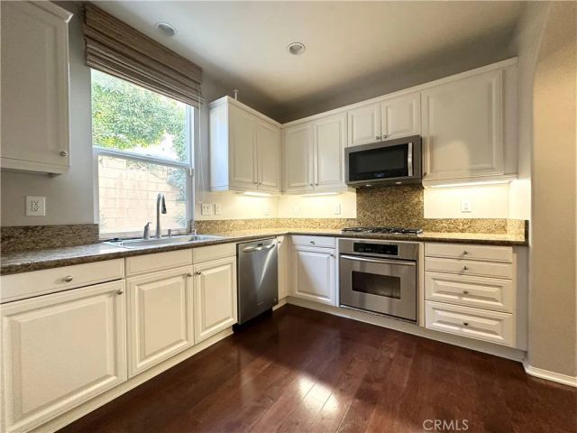 67 Canal, Irvine, CA 92620