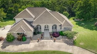 121 HIGHLAND WAYE, Jefferson City, MO 65101