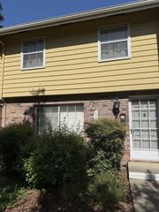 6325 Wexford Cir, Citrus Heights, CA 95621