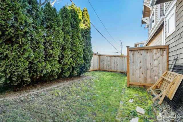 8030 212th Street SW, Edmonds, WA 98026