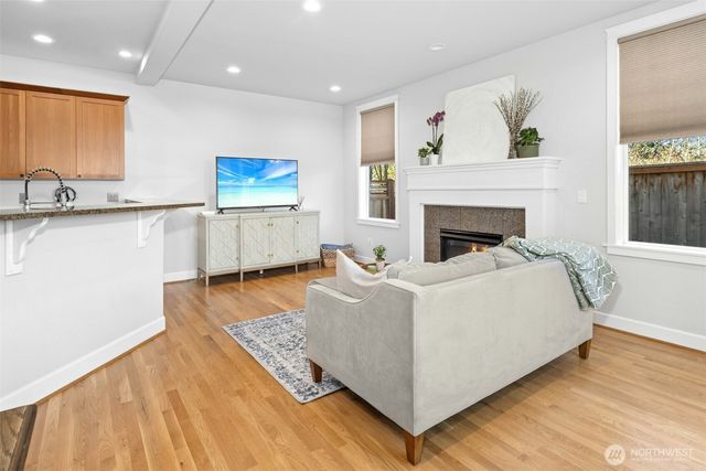 8030 212th Street SW, Edmonds, WA 98026