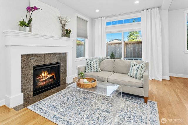 8030 212th Street SW, Edmonds, WA 98026