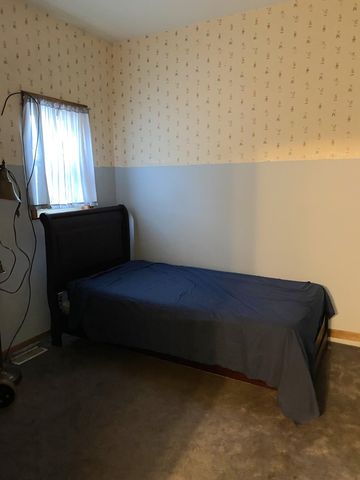 546 Gostlin Street, Hammond, IN 46327