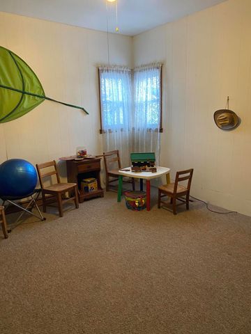 546 Gostlin Street, Hammond, IN 46327