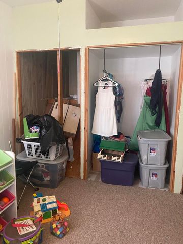 546 Gostlin Street, Hammond, IN 46327