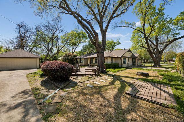 9262 Forest Hills Boulevard, Dallas, TX 75218