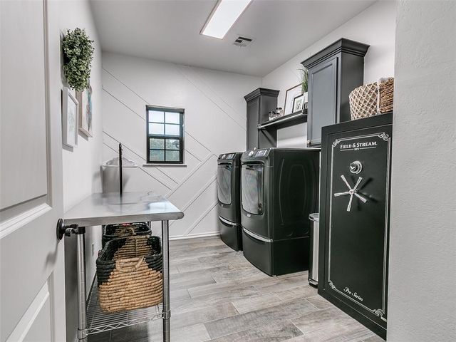 1164 Stone Point Circle, Edmond, OK 73034