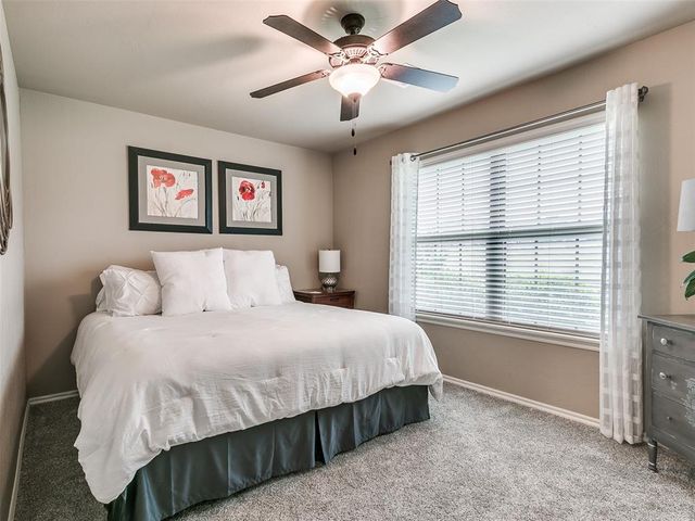 1164 Stone Point Circle, Edmond, OK 73034