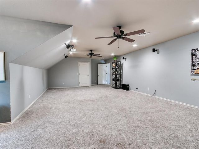 1164 Stone Point Circle, Edmond, OK 73034