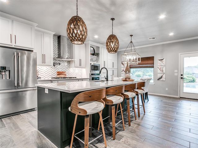 1164 Stone Point Circle, Edmond, OK 73034