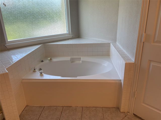 7775 Arcadia Trail, Fort Worth, TX 76137