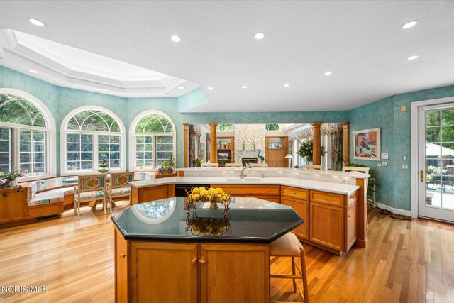 10751 Brexton Court, Whitehouse, OH 43571