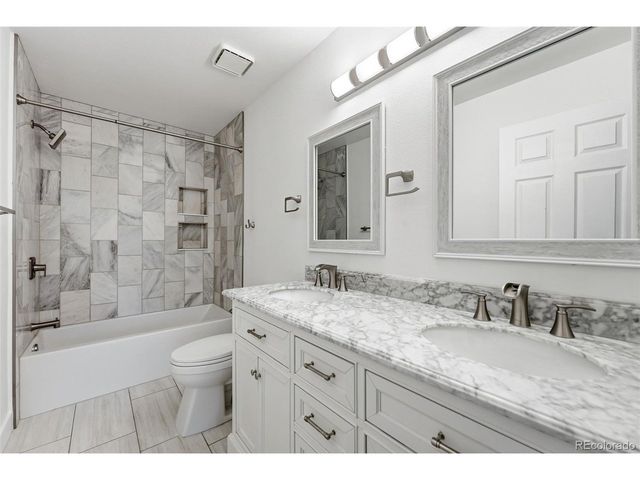 8601 E Dry Creek Rd 114, Englewood, CO 80112