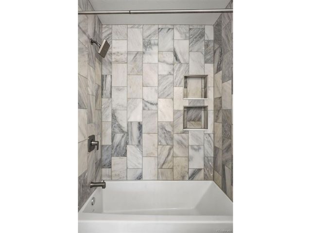8601 E Dry Creek Rd 114, Englewood, CO 80112