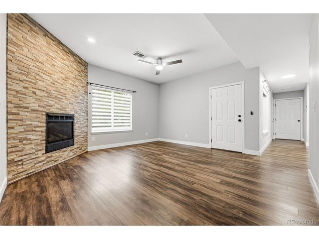 8601 E Dry Creek Rd 114, Englewood, CO 80112