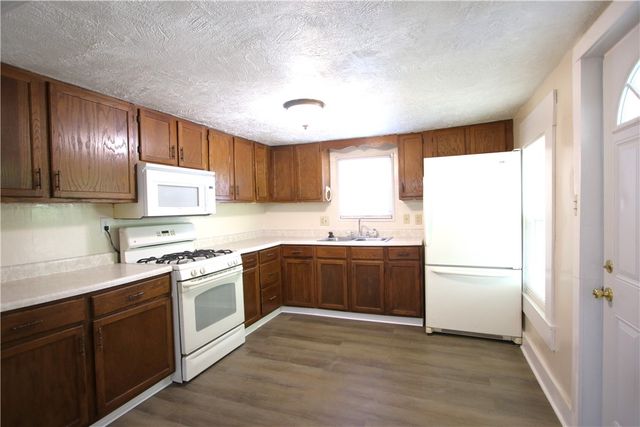 17 Hoon Street, Monongahela, PA 15063