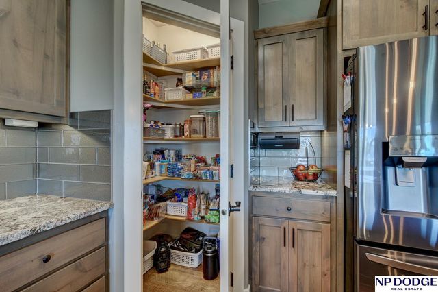 880 Birch Drive, Arlington, NE 68002