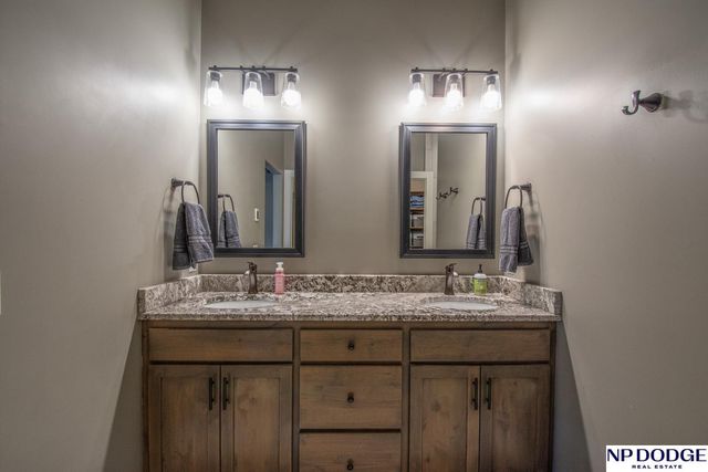 880 Birch Drive, Arlington, NE 68002