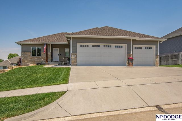 880 Birch Drive, Arlington, NE 68002