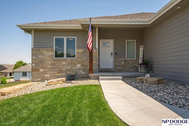 880 Birch Drive, Arlington, NE 68002