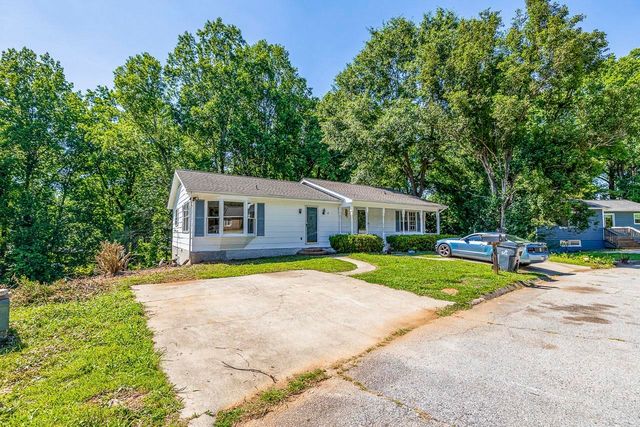 4016 Pebblebrook Court, Spartanburg, SC 29301
