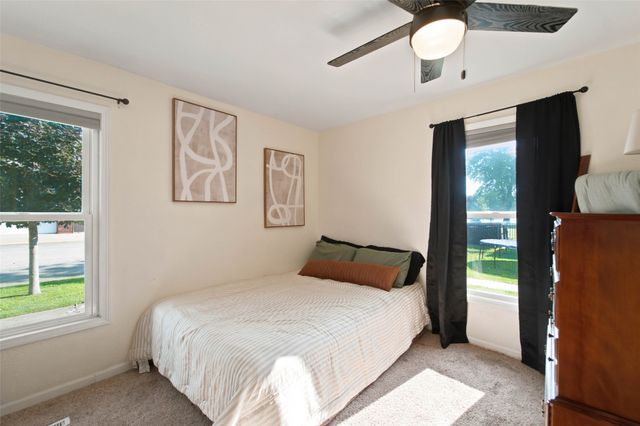 201 2nd Avenue SW, State Center, IA 50247