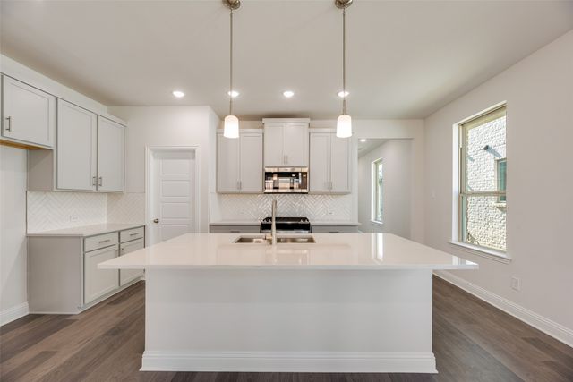 1707 Sandy Pond Street, Forney, TX 75126