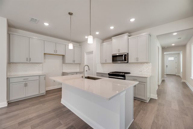 1707 Sandy Pond Street, Forney, TX 75126