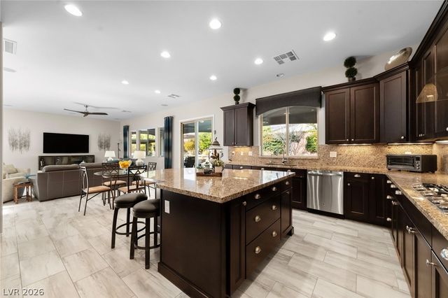 9714 Champagne Bliss Avenue, Las Vegas, NV 89149