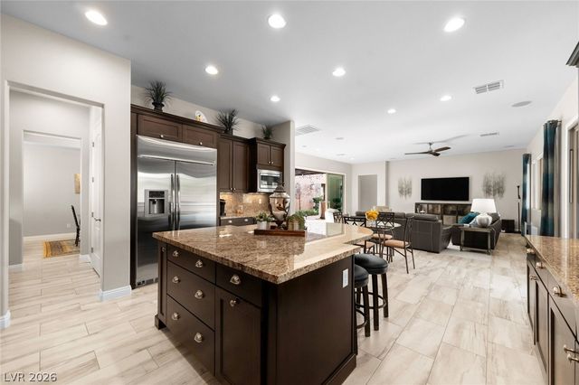 9714 Champagne Bliss Avenue, Las Vegas, NV 89149