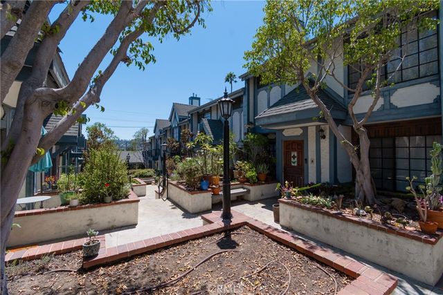 5737 Monte Vista, Los Angeles, CA 90042