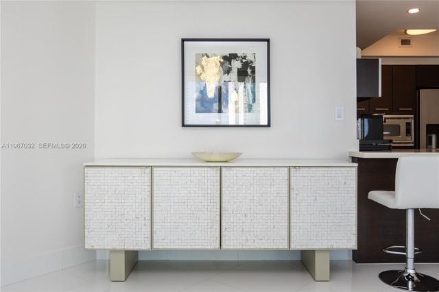 200 Sunny Isles Blvd 2-1105, Sunny Isles Beach, FL 33160