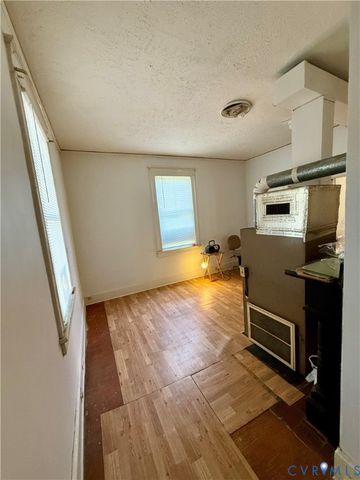 1313 Enfield Ave, Richmond, VA 23224