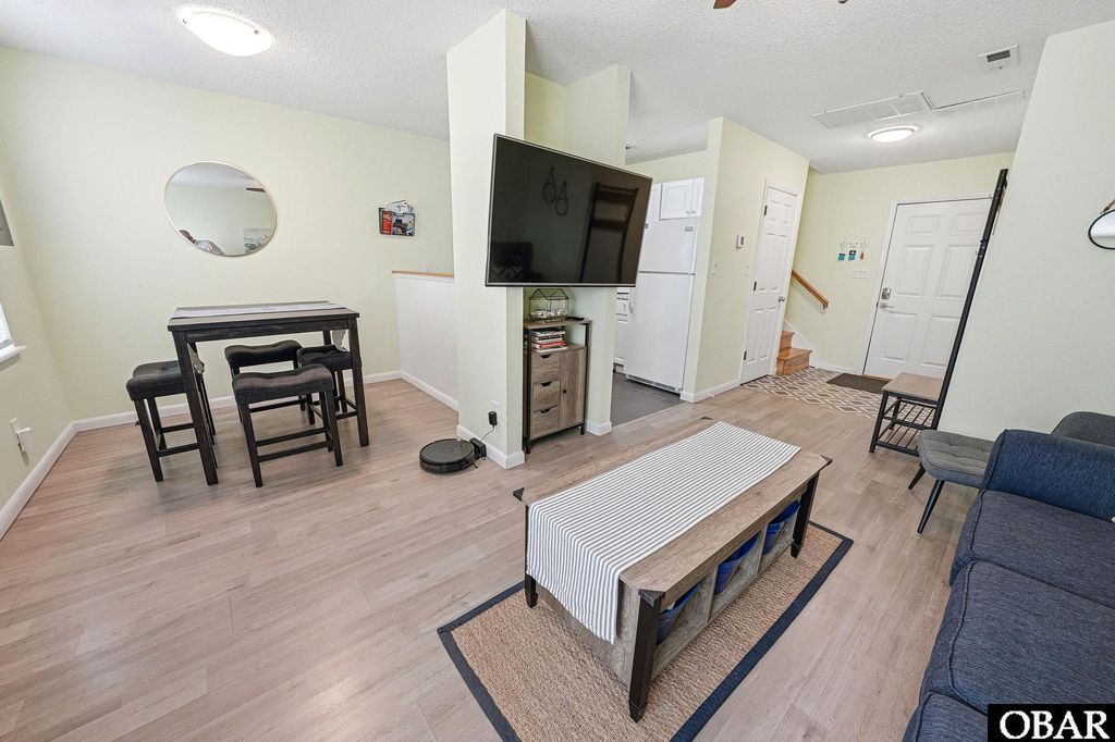 Image 7 of property listing at 1200 Wrightsville Boulevard Unit 4, Kill Devil Hills, NC 27948