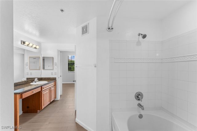 12920 Positano CIR 303, Naples, FL 34105