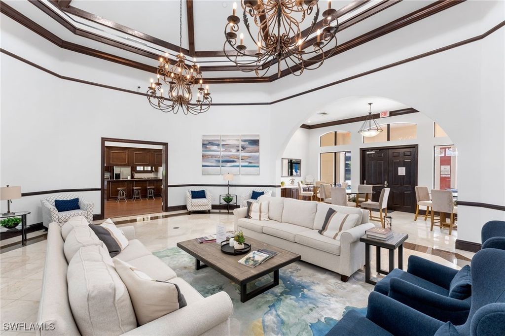 12920 Positano CIR 303, Naples, FL 34105