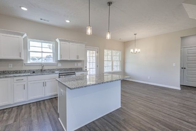 2864 Old Alto Hwy, Decherd, TN 37324