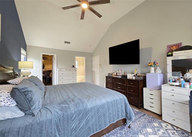 9 Keystone Court, Centereach, NY 11720