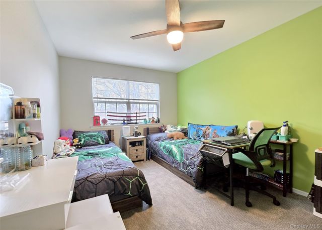 9 Keystone Court, Centereach, NY 11720