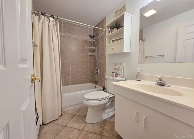 9 Keystone Court, Centereach, NY 11720