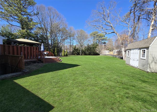 9 Keystone Court, Centereach, NY 11720