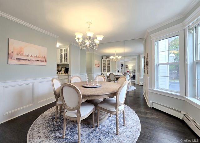 9 Keystone Court, Centereach, NY 11720