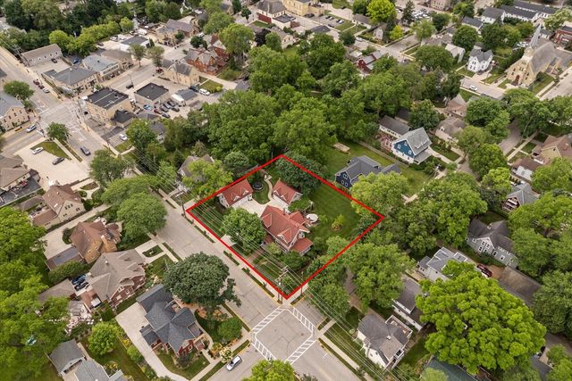 N69W6507 Bridge ROAD, Cedarburg, WI 53012