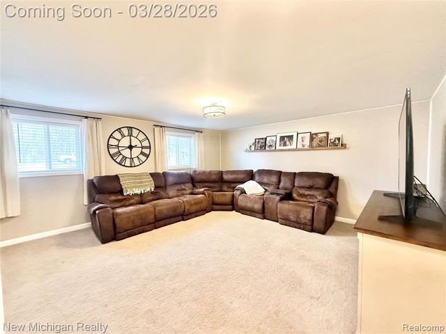 8393 Gale Road, Otisville, MI 48463