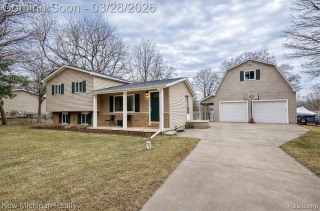 8393 Gale Road, Otisville, MI 48463