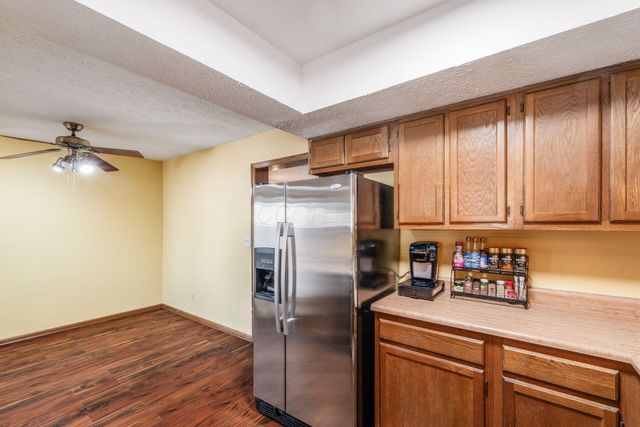 1949 Rockdale Drive, 32, Columbus, OH 43229